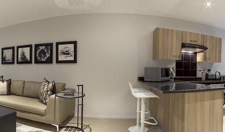 C.A.G - Upper East Side Apartment Sandton Phòng bức ảnh