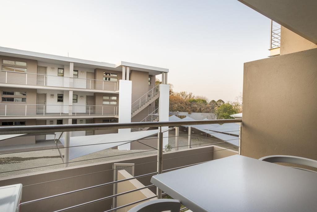 C.A.G - Upper East Side Apartment Sandton Phòng bức ảnh